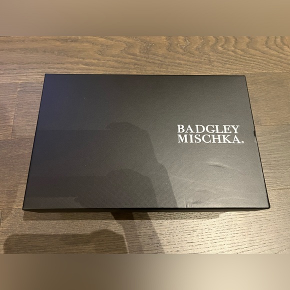 Brand new Badgley Mischka heels - Picture 4 of 5